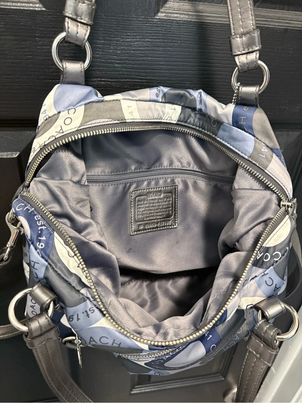Coach Alexander Bag Navy, Gray and Silver Circle Sateen Print Satchel 💙🤍